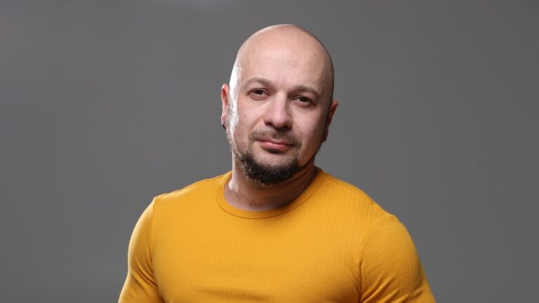 Hardly Ever випустив «Колискову» – пісню батьківської любові та ніжності