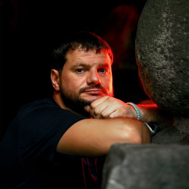 IVAN STORM презентував нову пісню «Стелиться туман»