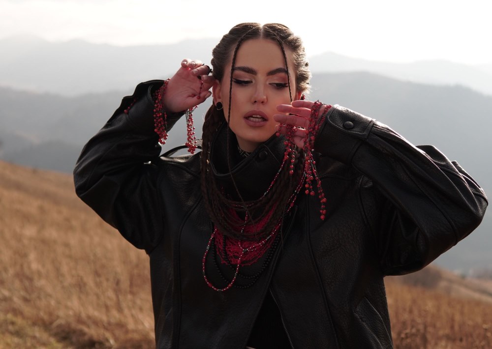 Музичний код України по-новому: TAYNA презентувала «Щедрик» Музичний код України по-новому: TAYNA презентувала «Щедрик»