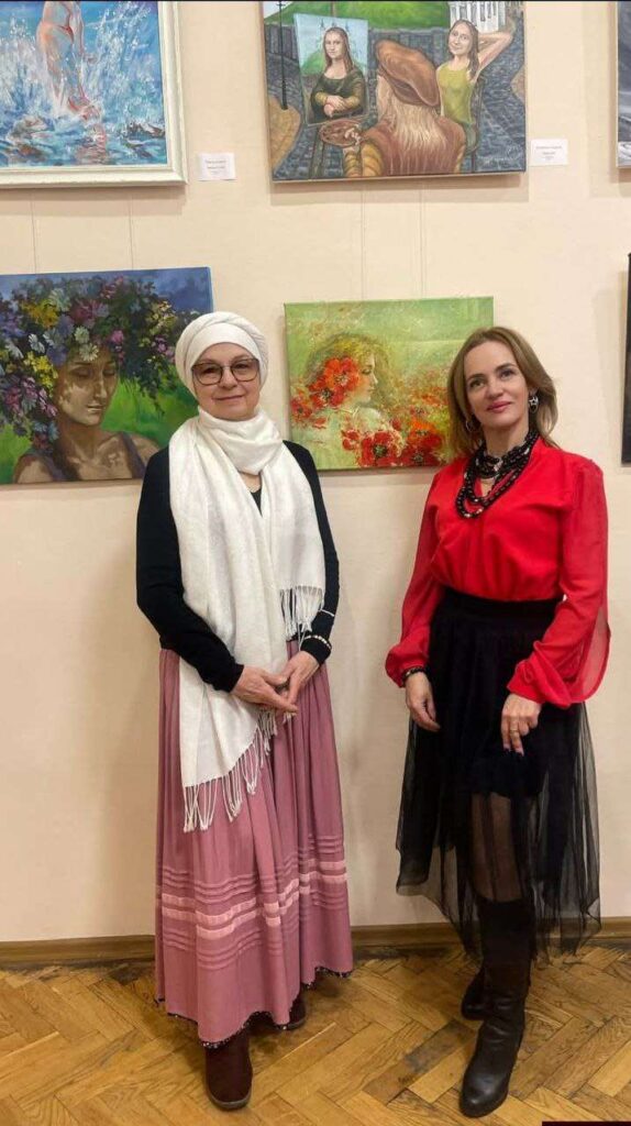 Благодійний вернісаж «Світло жінки» об’єднав митців навколо теми жіночої сили